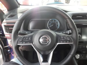Nissan Leaf Painel e Volante